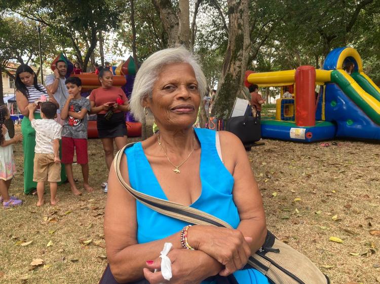 Elisabete é aposentada e foi prestigiar a Virada Cultural na zona sul 