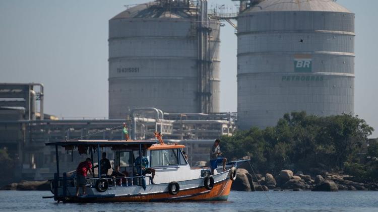 Refinaria da Petrobras na Baía de Guanabara