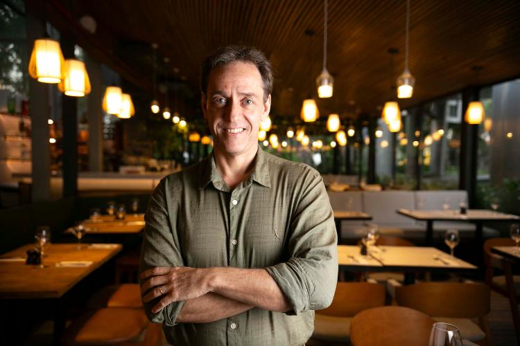 Chef Lisandro Lauretti no Jamie Oliver Kitchen Chef Lisandro Lauretti no Jamie Oliver Kitchen