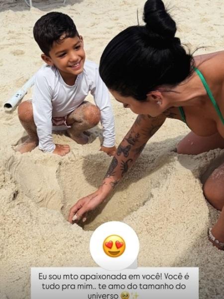  Rayane Figliuzzi brinca com o filho - undefined