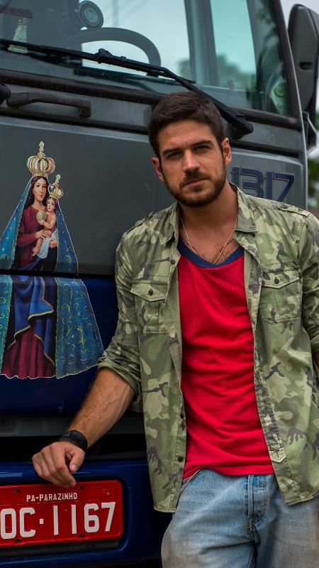 O ator Marco Pigossi interpreta o motorista Zeca, em "A Força do Querer" - Estevam Avellar/TV Globo