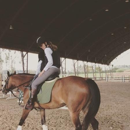  Simone Abdelnour tem apreço por equitação  - Reprodução/Instagram - Reprodução/Instagram
