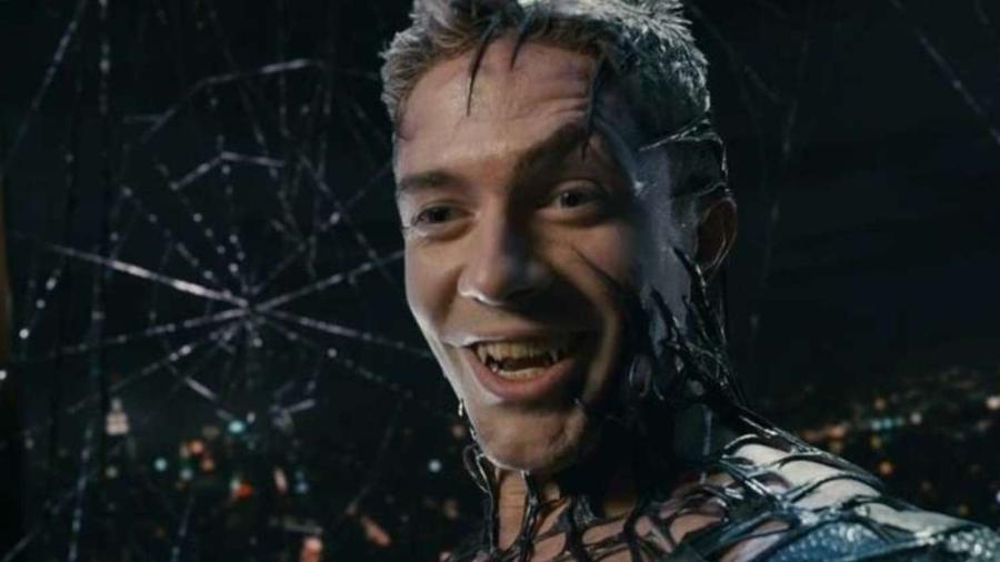 O ator Topher Grace como Venom em "Homem-Aranha 3" (2004) - Reprodução