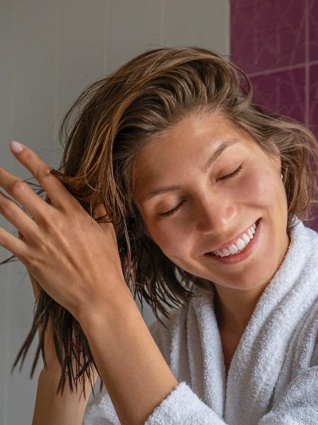 Cabelo Grosso: Passo a passo para cuidar e tratar