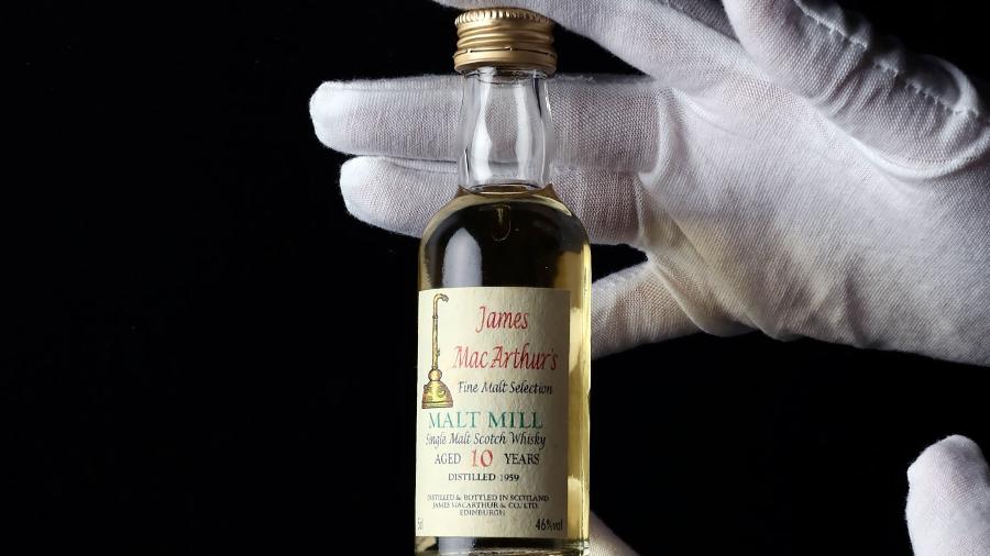 O pequeno Malt Mill de R$ 42,6 mil é tido como o "uísque mais raro do mundo" - Divulgação/Whisky.Auction