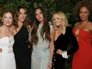 Suposto romance entre Spice Girls seria motivo de impedir reunião do grupo