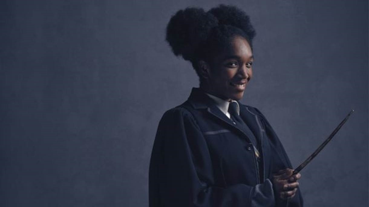 A atriz Cherrelle Skeete, que faz Rose Granger-Weasley, a filha do casal Rony e Hermione - Divulgação