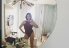 Marisa Orth aparece de maiô em foto: "Selfie rara" - Reprodução/Instagram/@marisaorth