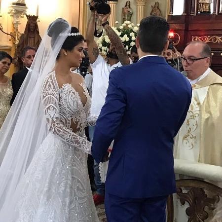 "É oficial casados", escreveu Anderson na legenda da foto - Reprodução/Instagram - Reprodução/Instagram