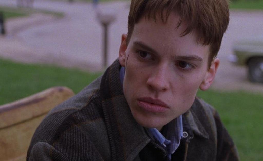 Hilary Swank em cena de "Meninos Não Choram" (1999) - Divulgação