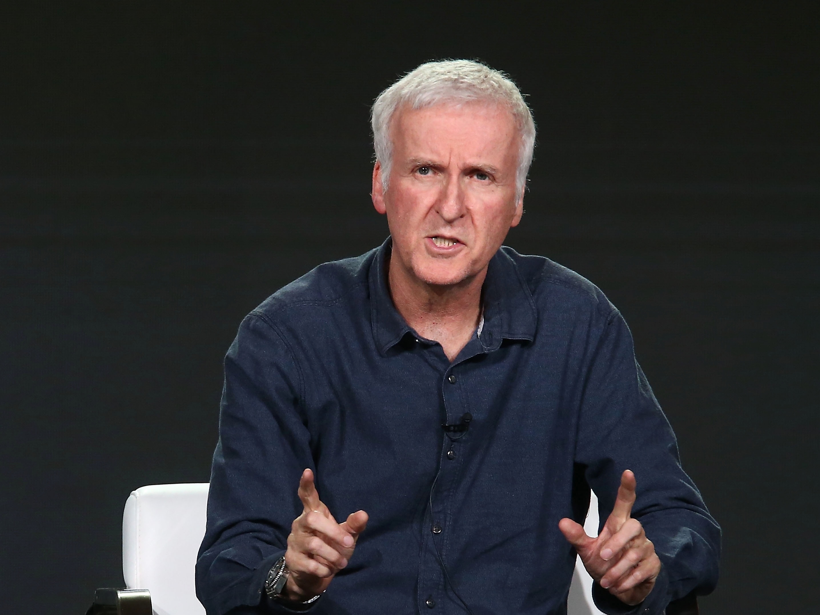 James Cameron relata sensação de descer até o ponto mais profundo da Terra  - BBC News Brasil