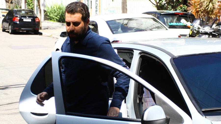 Boulos com o "Celtinha", como ficou conhecido o carro depois da eleição de 2020 - 