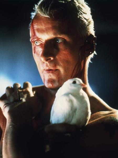 Ruger Hauer vive Roy Batty em Blade Runner: O Caçador de Androides - Divulgação/IMDb