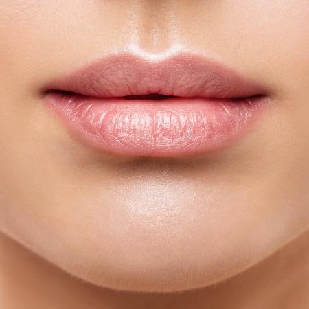 New Lips é a junção de radiofrequência microagulhada com laser - iStock Images