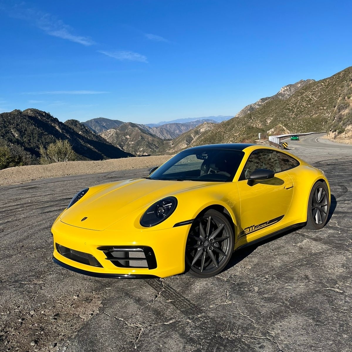 Porsche 911 Carrera T é a versão “de passeio” do esportivo