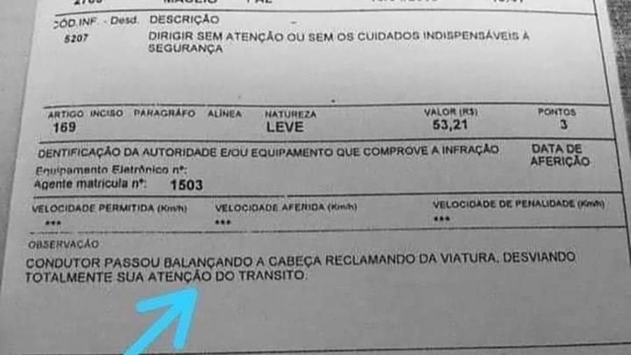 Suposta autuação de trânsito diz que motorista foi multado por 'balançar a cabeça' e reclamar de viatura; legislação permite tal punição?