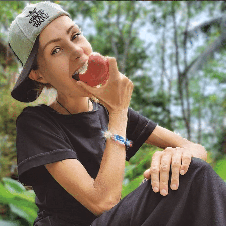Zhanna Samsonova comia apenas frutas e vegetais crus e não tomava água há 6 anos - Reprodução/Instagram