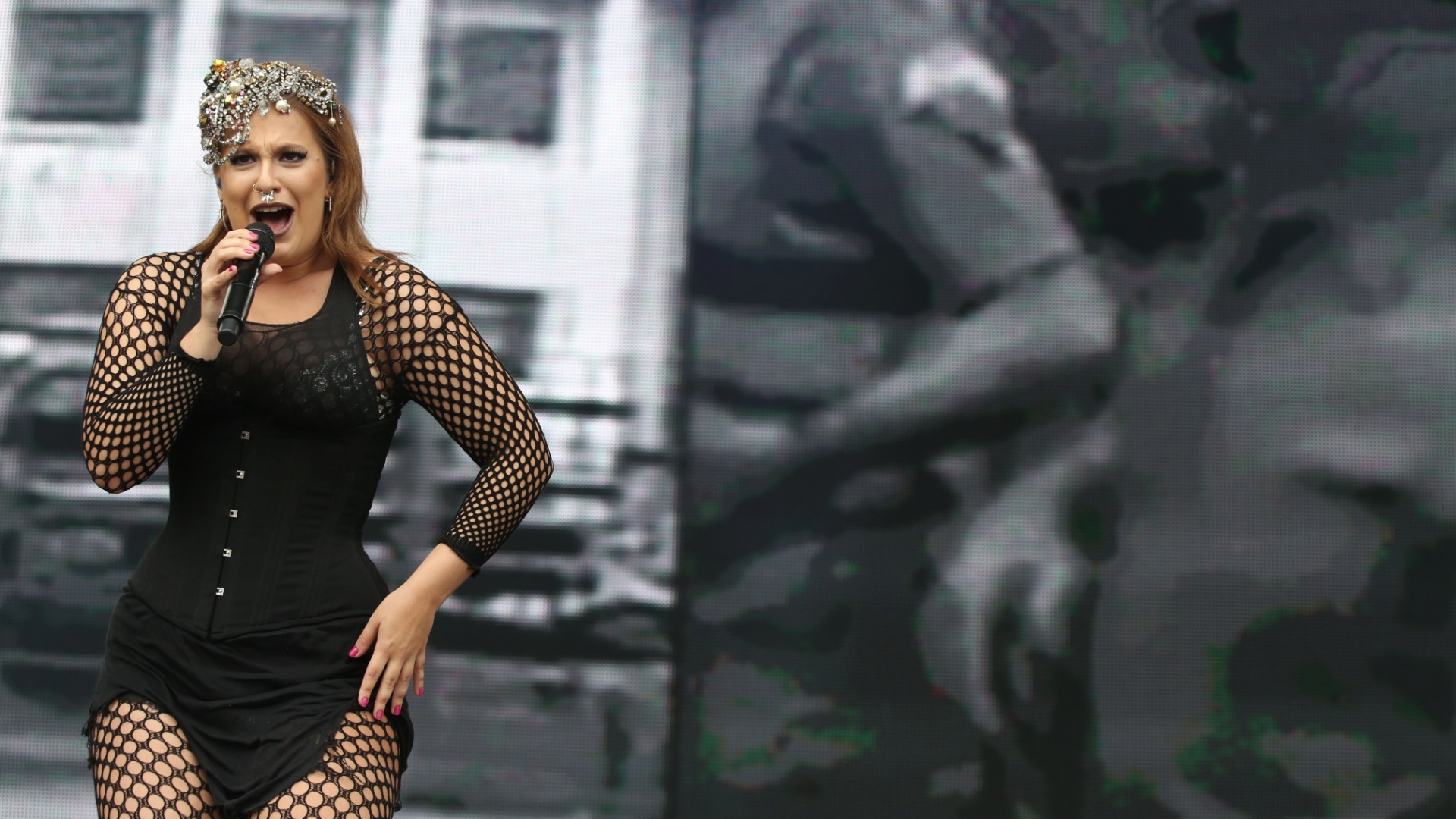 20.set.2015 - Alice Caymmi abre o terceiro dia do festival Rock in Rio 2015 no palco Sunset. A cantora, que é neta do compositor e cantor Caymmi, fez diversos covers interessantes, além de cantar músicas dos seus dois álbuns. - Marco Antônio Teixeira/UOL