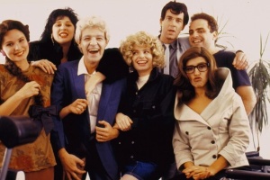 Guilherme Karan com o elenco da "TV Pirata" - Nelson Di Rago/TV Globo/Divulgação - Nelson Di Rago/TV Globo/Divulgação