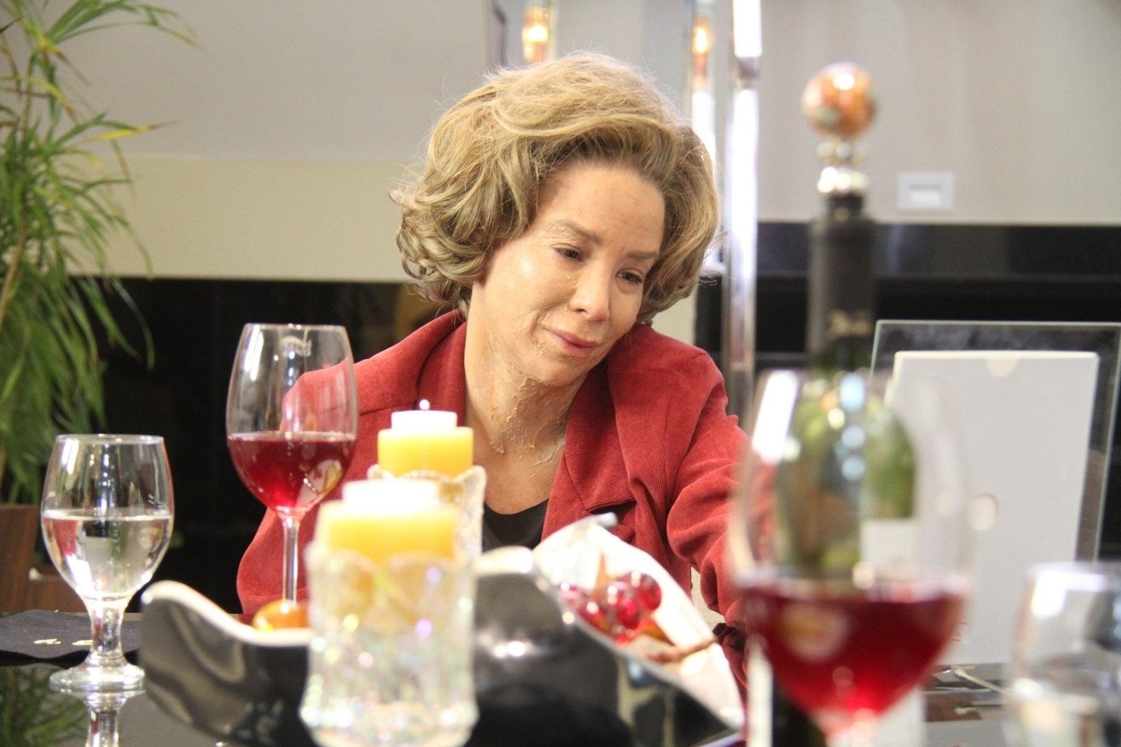 Danielle Winits apareceu grávida ao lado de André Gonçalves em um vídeoclipe. O casal interpretou os pais de uma menina que desaparece na adolescência e só volta na fase adulta. - Cleomir Tavares/Divulgação