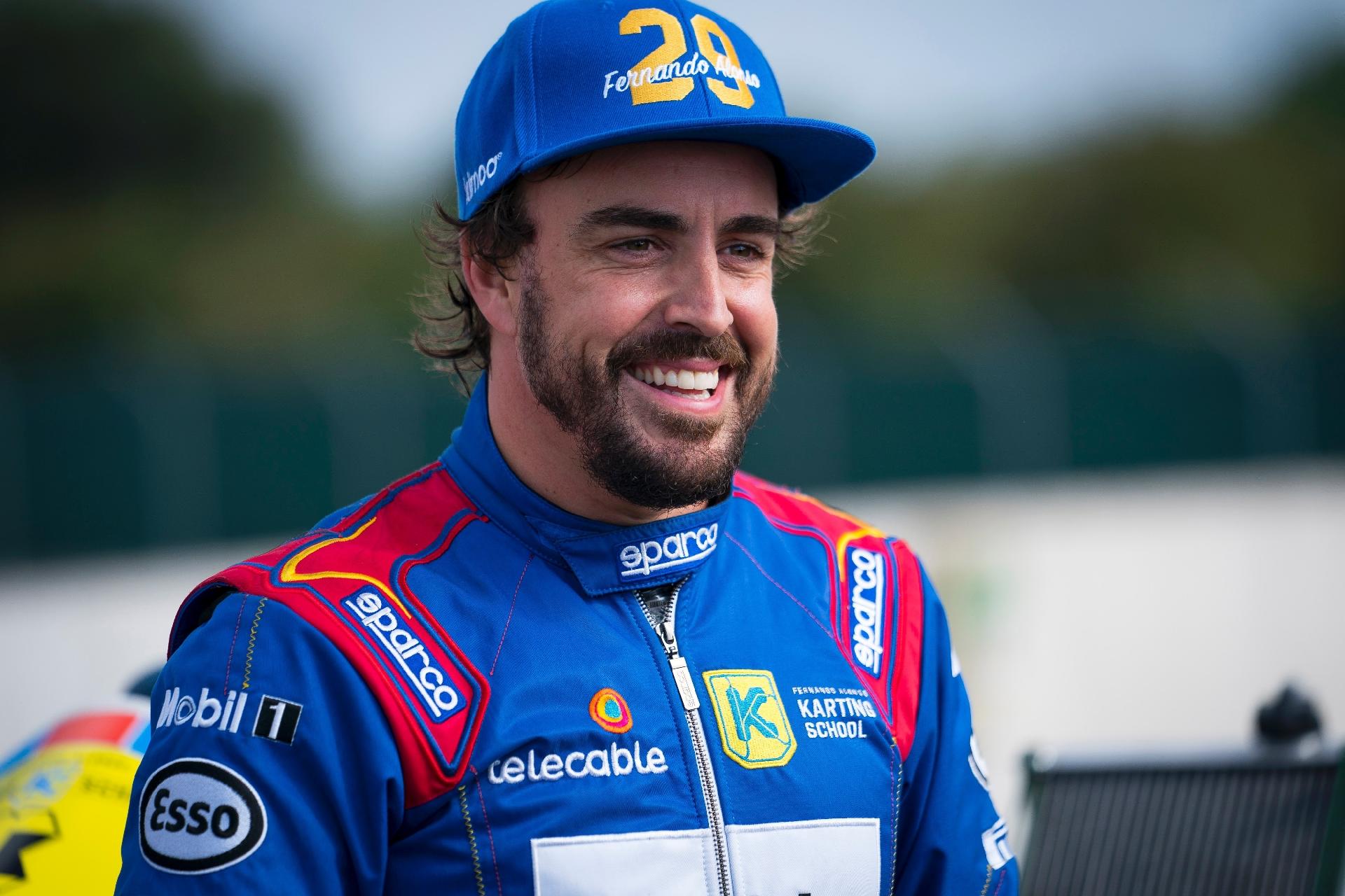 Da esperança ao fracasso série de TV fica um ano dentro da equipe McLaren 09/02/2018 UOL