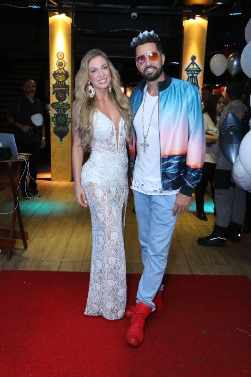 Latino comemora seus 25 anos de carreira com uma festa no Rio de Janeiro - Anderson Borde e Daniel Pinheiro/AgNews
