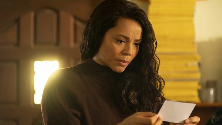 Carmen Ejogo em cena da 3ª temporada de "True Detective" - Divulgação/IMDb - Divulgação/IMDb