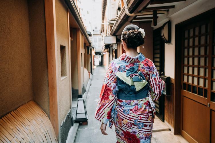 Geisha on Hanamikoji Street in Kyoto, Japan