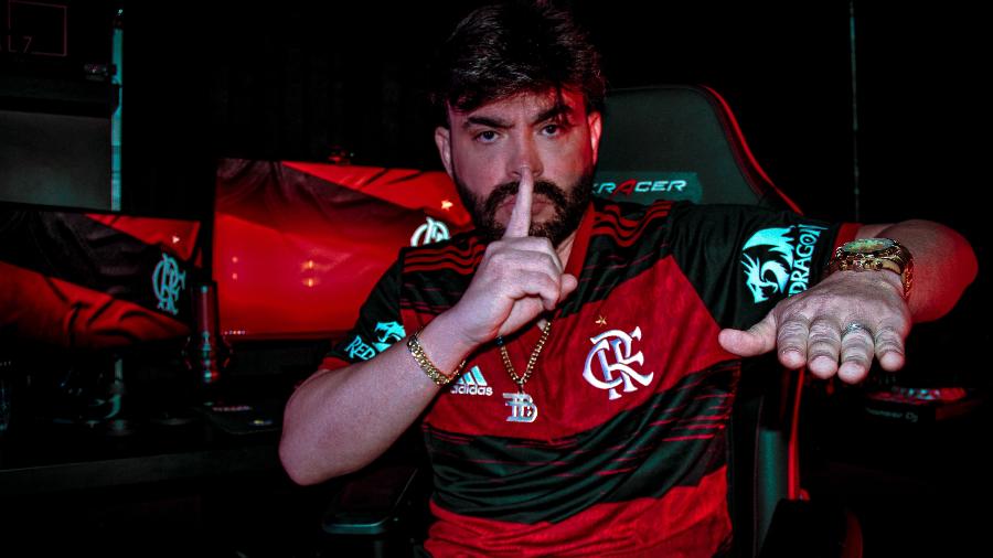 Streamer ficou 744 horas em live e os gastos ultrapassaram 120 mil reais - Divulgação/Barcellos