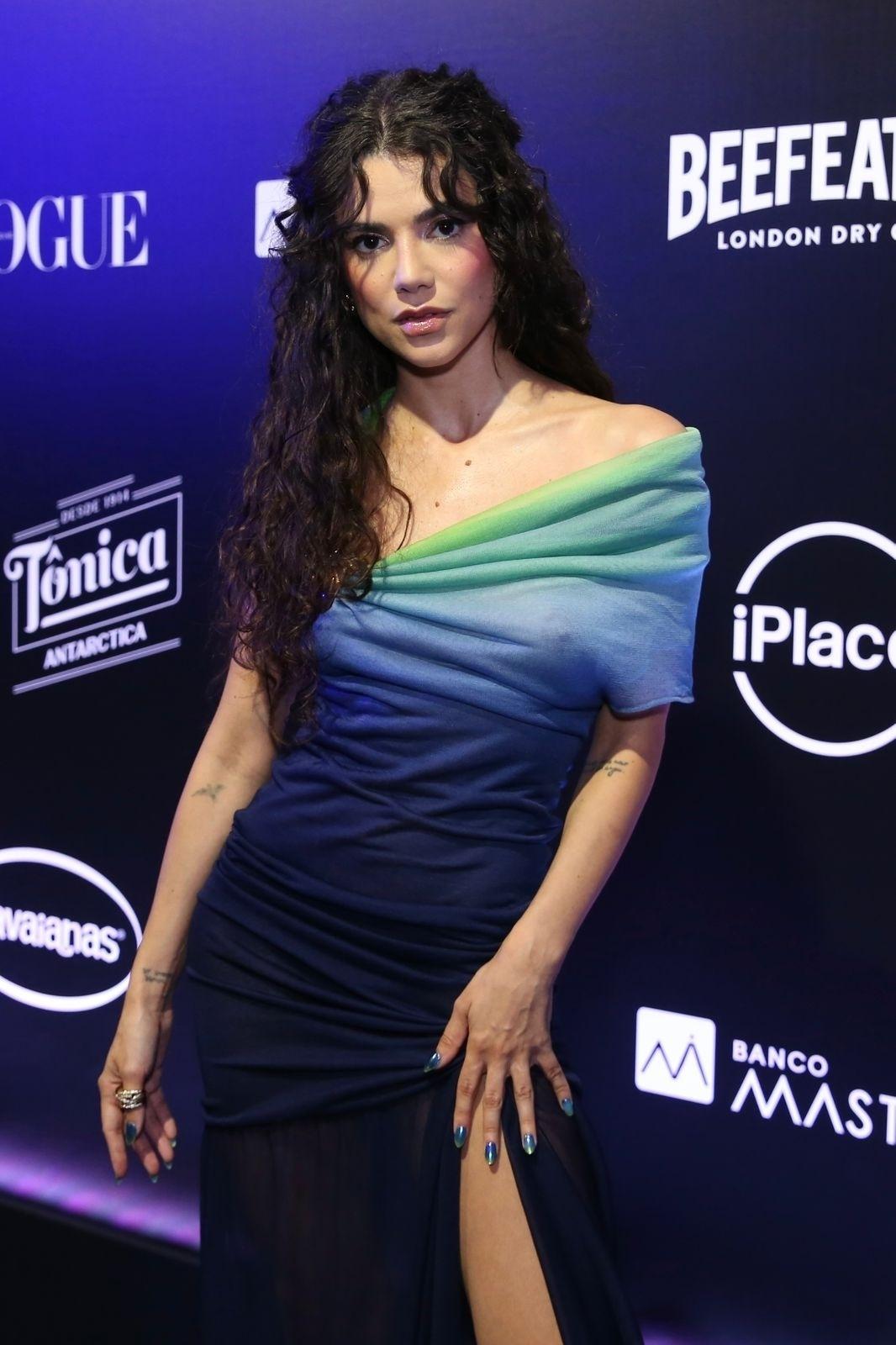 Baile da Vogue - Manu Gavassi - Leca Novo