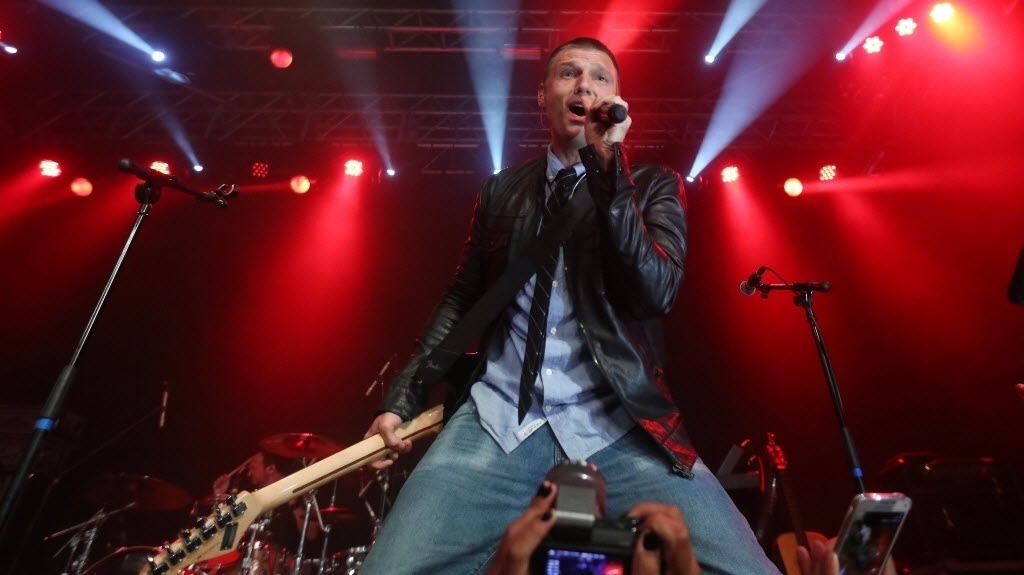 10.jul.2016 - Integrante dos Backstreet Boys, Nick Carter se apresenta no Via Marquês, em São Paulo. Show faz parte da sua turnê solo "All American" - Ricardo Matsukawa/UOL