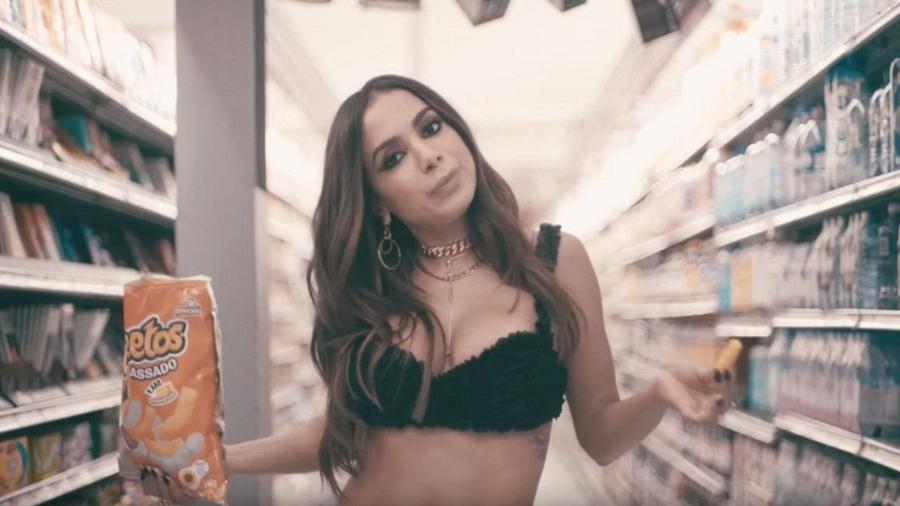 Anitta na gravação do clipe de "Paradinha" - Reprodução