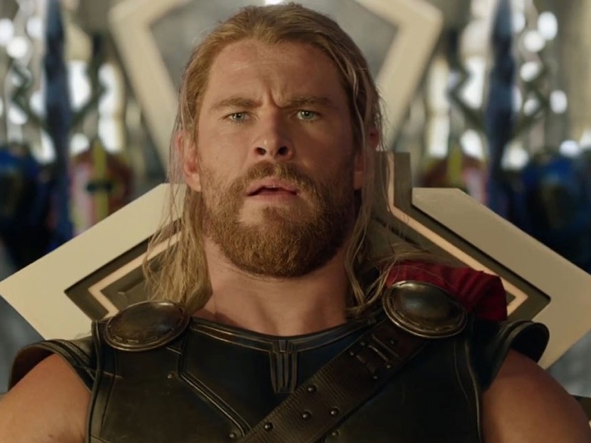 Diretor de 'Thor' parabeniza Chris Hemsworth e conta segredo do ator -  Entretenimento - R7 Cinema