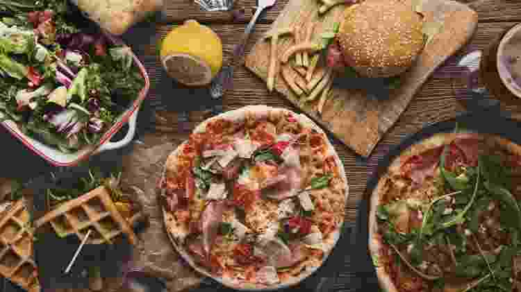 Hamburguer, pizza, comida - iStock - iStock