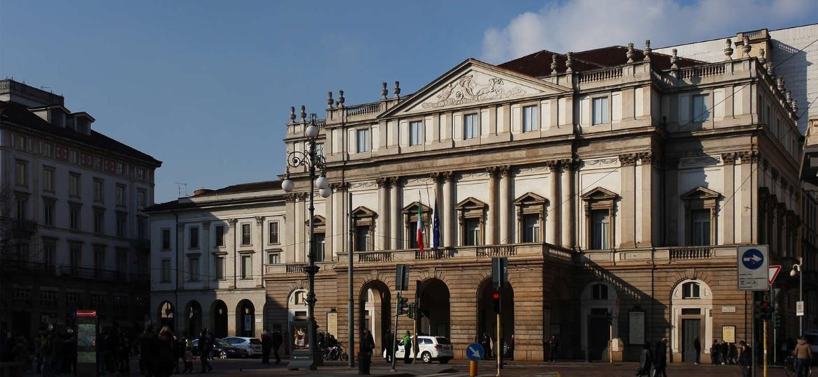 Teatro La Scala, localizado no coração de Milão, na Itália - Reprodução