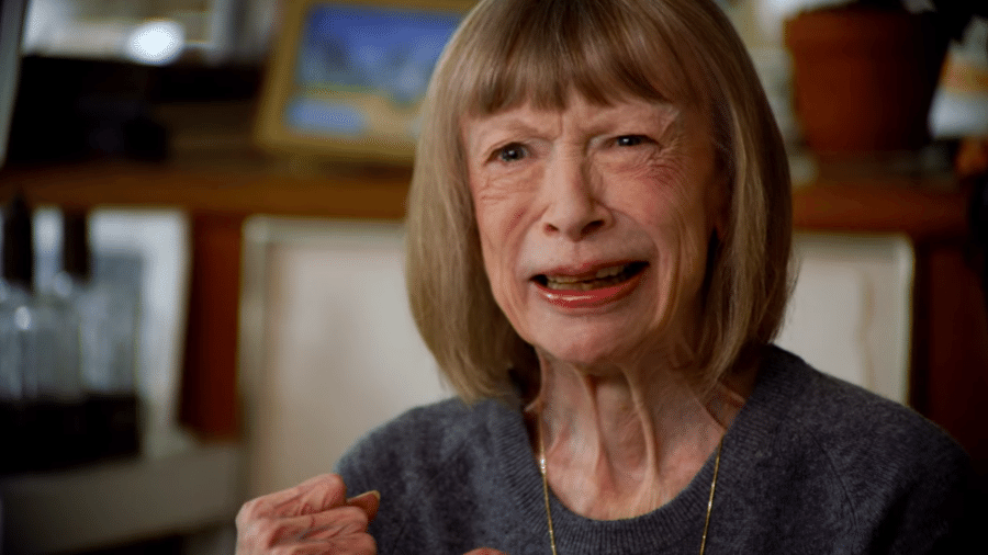 Joan Didion - Captura de tela do documentário The Center Will Not Hold