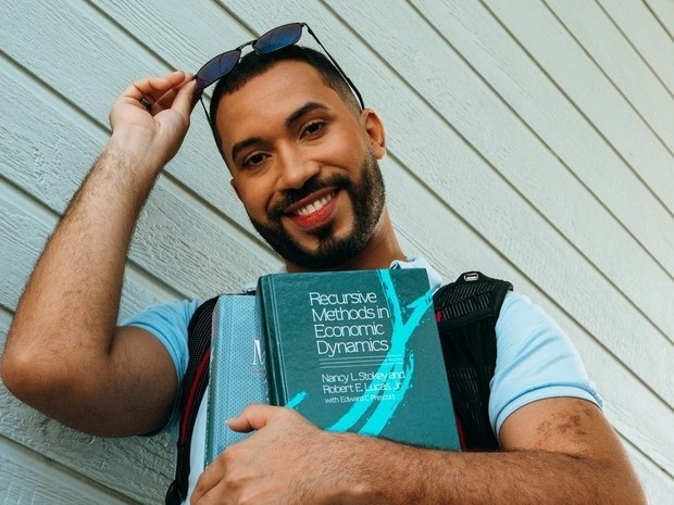 Gil do Vigor: 'Fui vítima de preconceito na universidade por ser pobre'