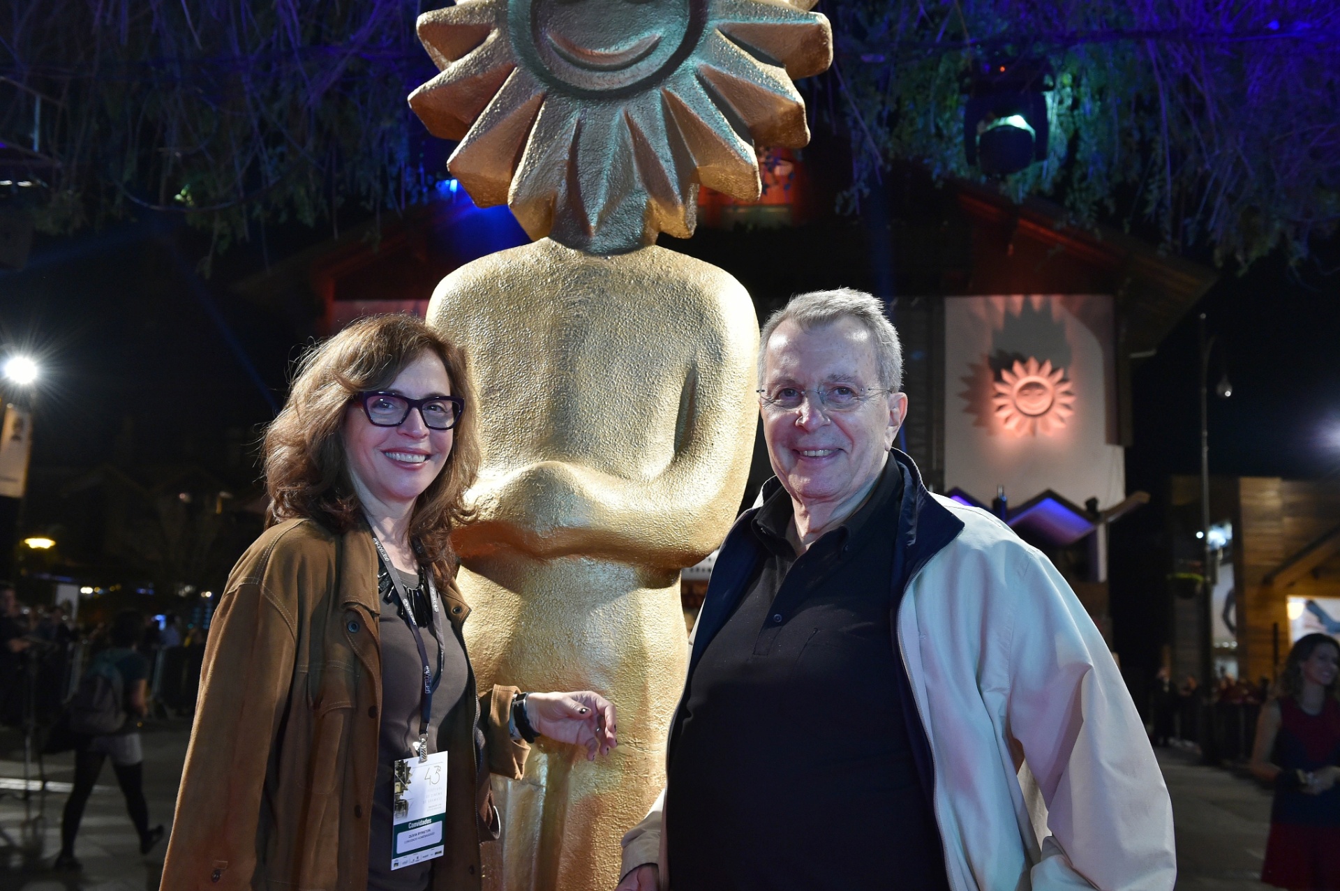 06.ago.2015 - O diretor Daniel Filho, que será homenageado com o troféu Cidade de Gramado, e sua esposa, Olivia Byington - Cleiton Thiele/Agência PressPhoto
