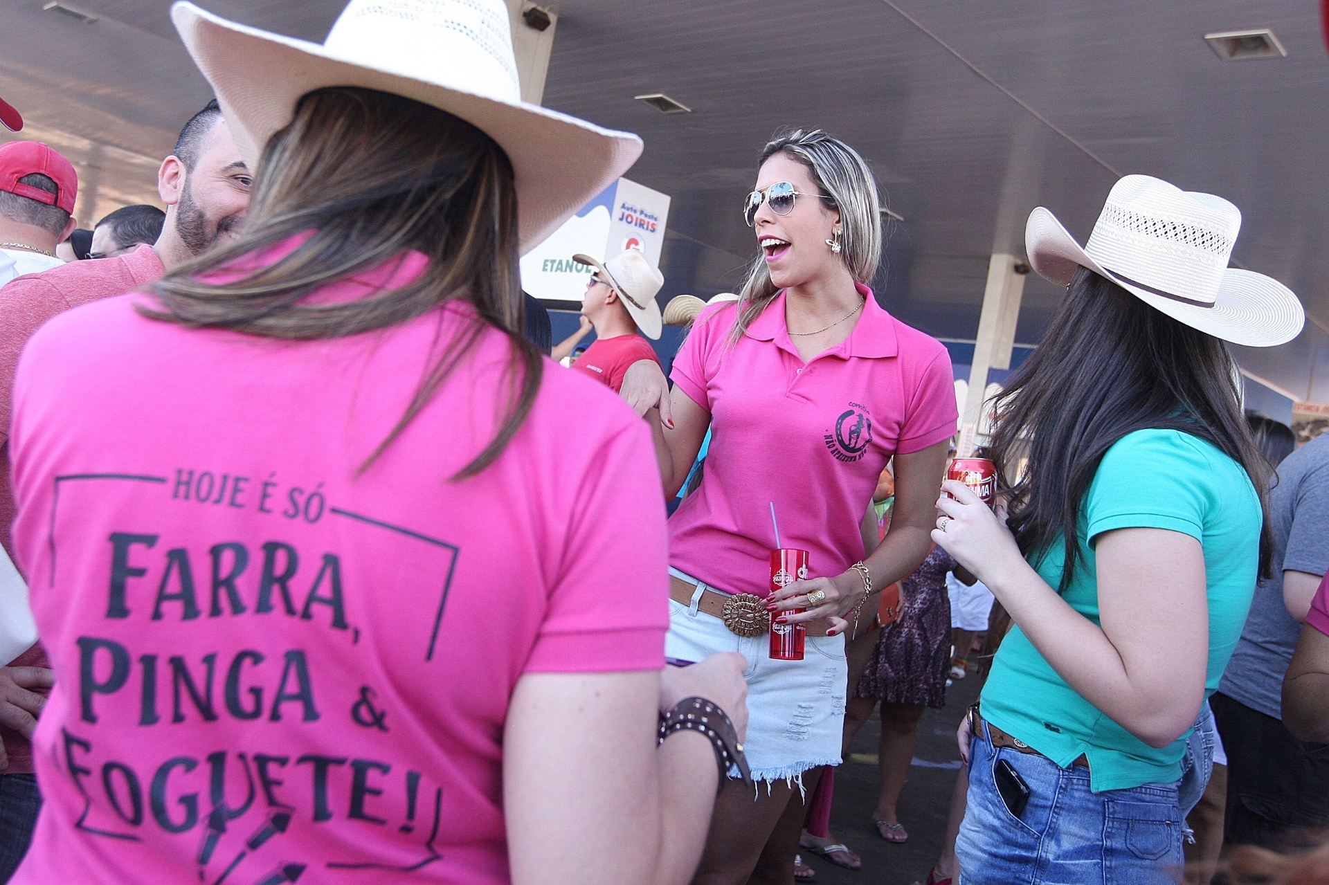 A Festa do Peão de Barretos de 2015 atraiu muita mulher bonita para o Parque do Peão - Reinaldo Canato/UOL