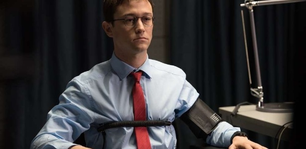 Joseph Gordon-Levitt vive Edward Snowden em novo filme do cineasta Oliver Stone - Divulgação
