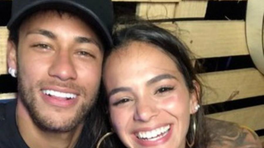 Neymar desarquivou as fotos de Bruna Marquezine no Instagram - Reprodução/instagram