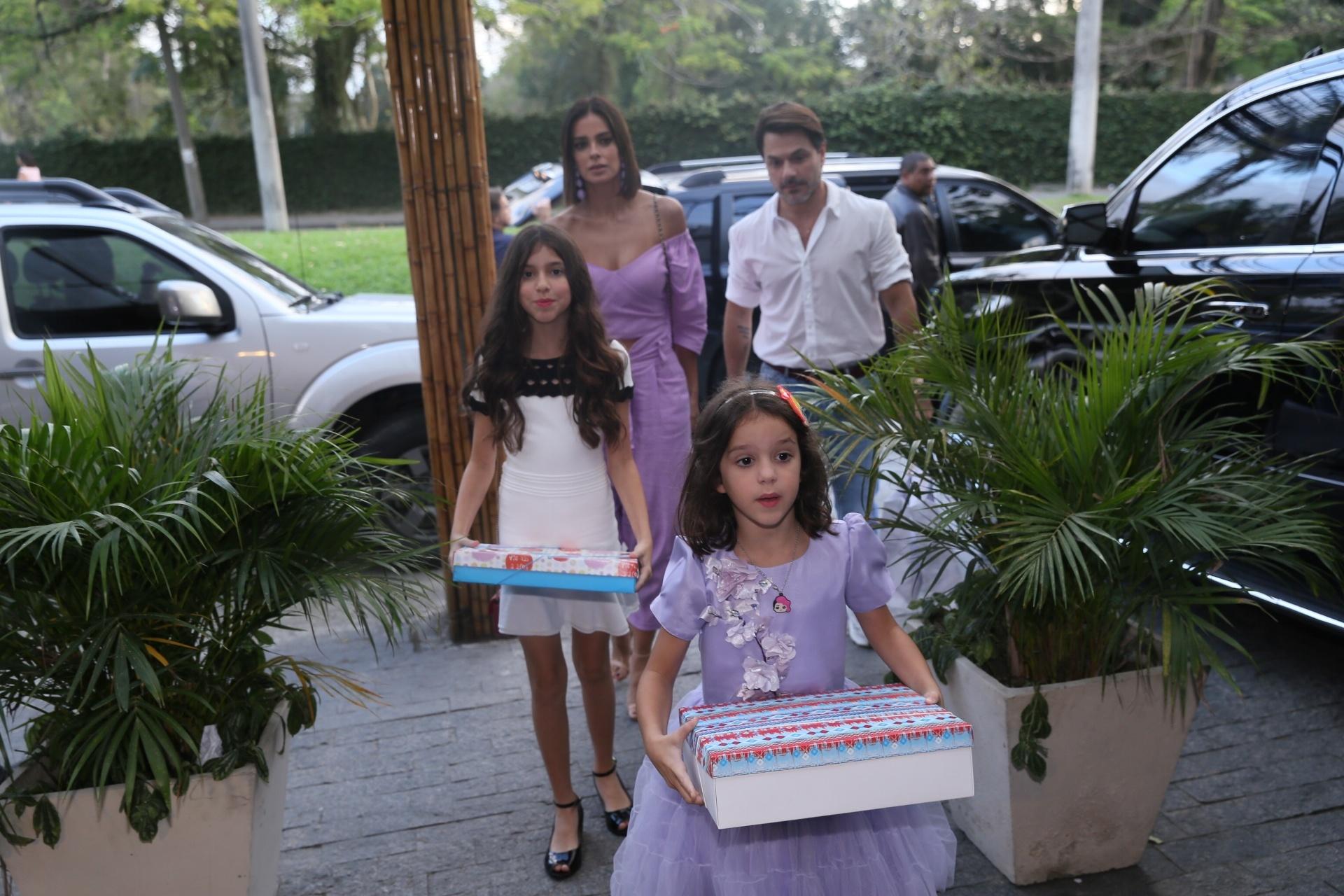 Luciano Huck e Angélica comemoraram os seis anos de sua filha, Eva, neste sábado (22) - Anderson Borde/AgNews