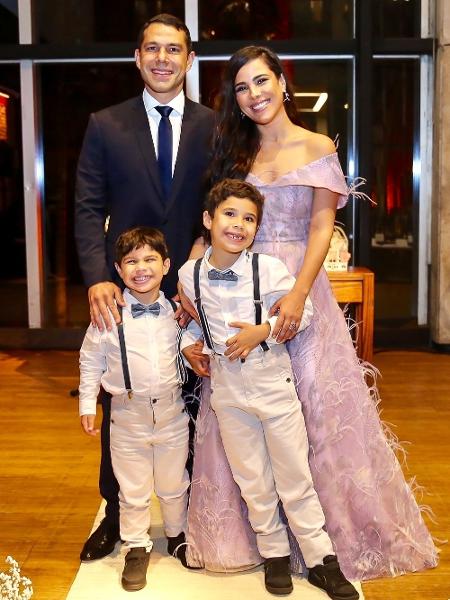 Wanessa Camargo, Marcus Buaiz e os filhos - Brazil News