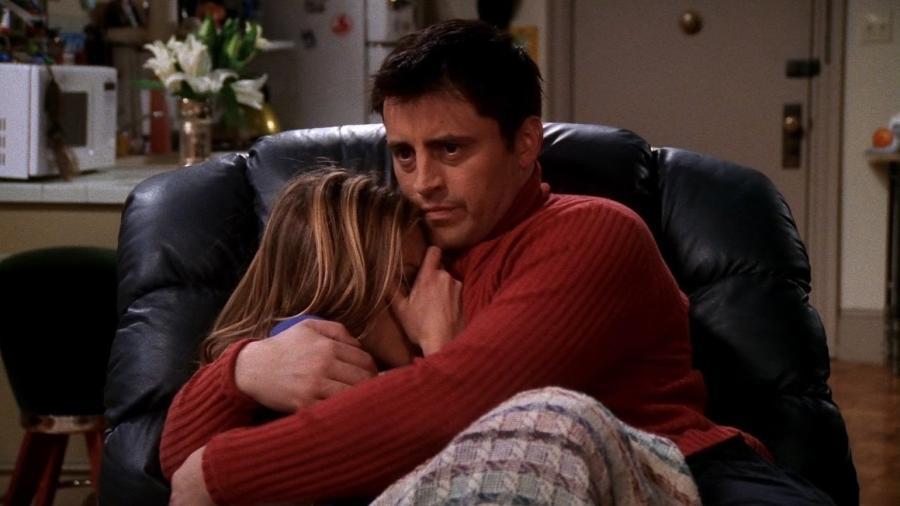 Joey e RachelO roteirista conta que o relacionamento foi importante para transformar Joey - Reprodução/Warner