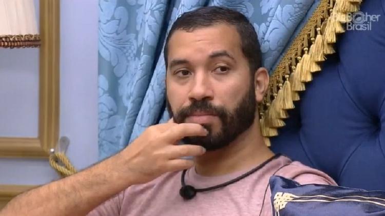 BBB 21: Gilberto fala sobre sumiço de Projota - Reprodução/Globoplay - Reprodução/Globoplay