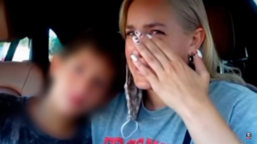 Jordan Cheyenne excluiu o canal no Youtube após publicar, sem querer, um vídeo em que pede para o filho chorar - Reprodução/Youtube