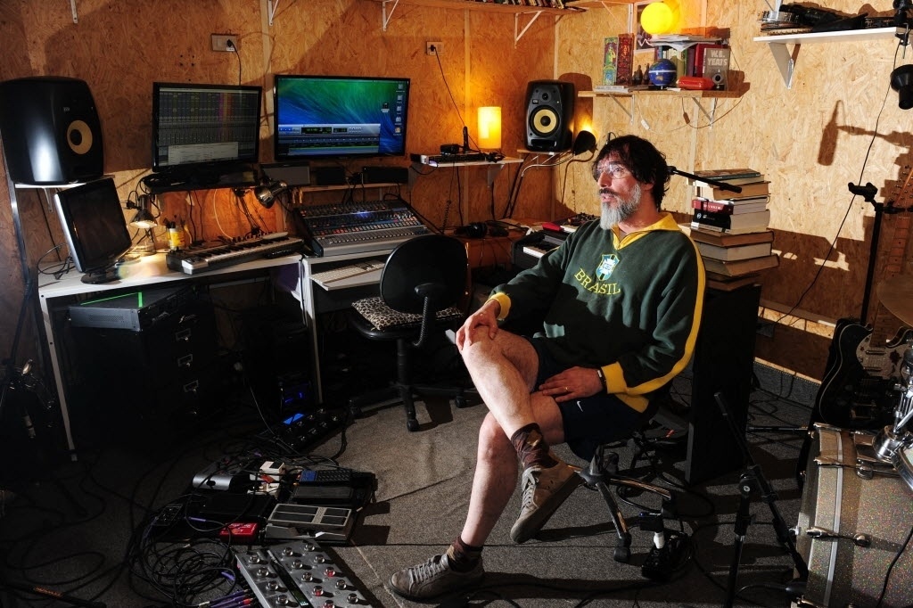 O cantor Lobão, que prepara o lançamento do álbum "Rigor e Misericórdia", via financiamento coletivo - Junior Lago/UOL