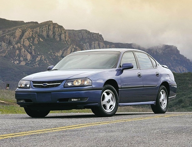 Chevrolet Impala fabricado entre 2000 e 2004 está envolvido no chamado nos EUA - Divulgação