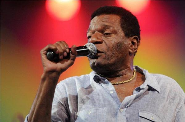 Fotos Almir Guineto 1946 2017 05 05 2017 Uol Entretenimento