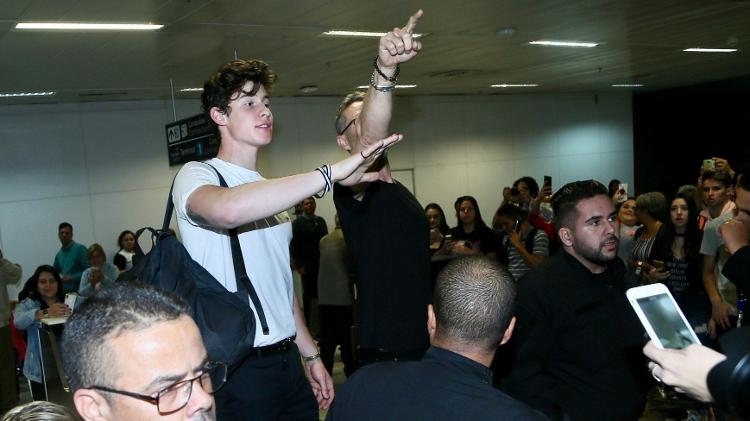 Sob tumulto, Shawn Mendes - Manuela Scarpa/Brazil News - Manuela Scarpa/Brazil News
